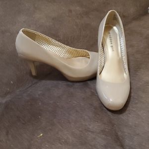 ❤ 8.5 Madden Girl Getta style heels